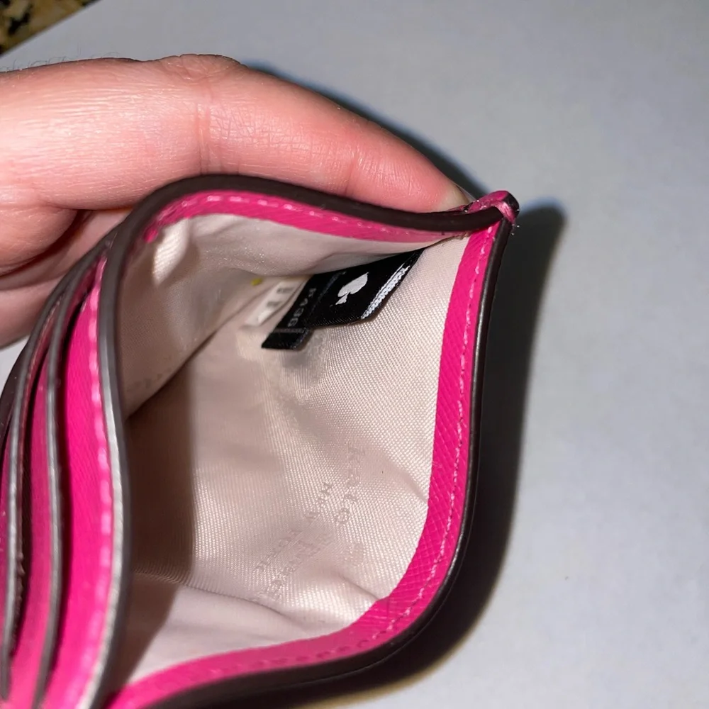 KATE SPADE CARDHOLDER BUYERS APPRECIATION GIVEAWAY - Picture 11 of 11